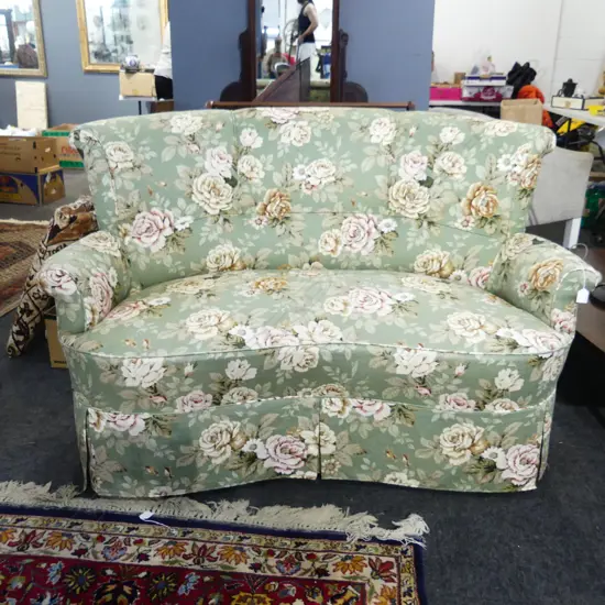 VINTAGE SOFA IN FLORAL LINEN 1350x700x880mm