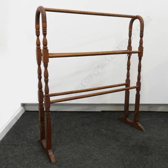 WOODEN TOWEL RAIL W.780mm