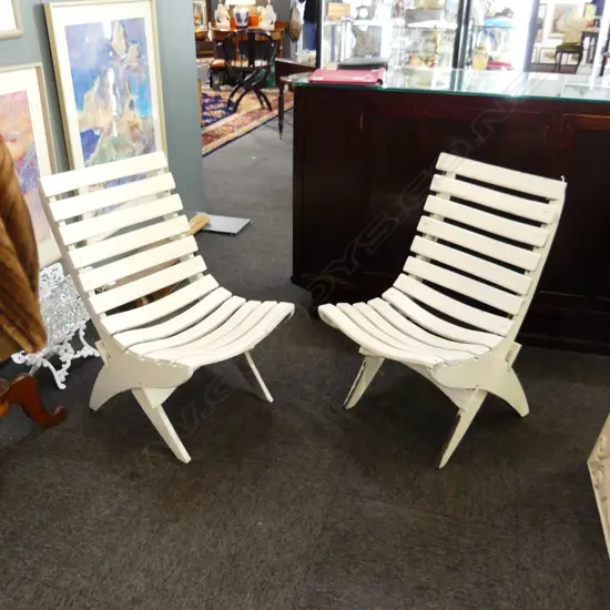 PR WHITE PAINTED WOODEN GARDEN CHAIRS