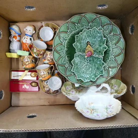 ASST. CHINA INCL. BORDALLO PINHEIRO PLATE 290mm & DISH