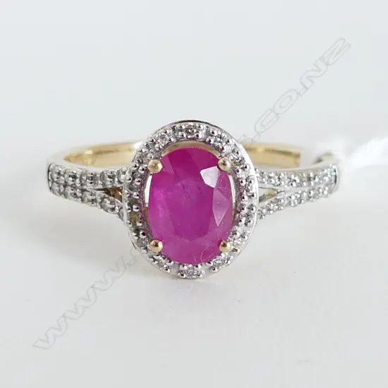 9CT Y/GOLD RUBY & DIAMOND CLUSTER RING (2 GMS) SIZE O