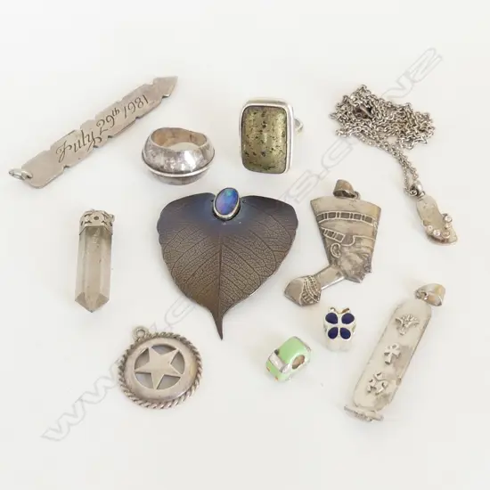 COLLECTION SILVER ITEMS; RINGS, PENDANTS NECKLACE & CHARMS, 76.8gm SIZE O & P