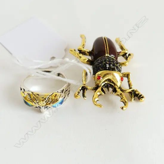 BEETLE BROOCH & ADJUSTABLE OWL RING, NEW