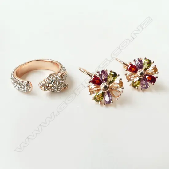 PR COLOURFUL LEVER BACK EARRINGS & PANTHER RING, NEW