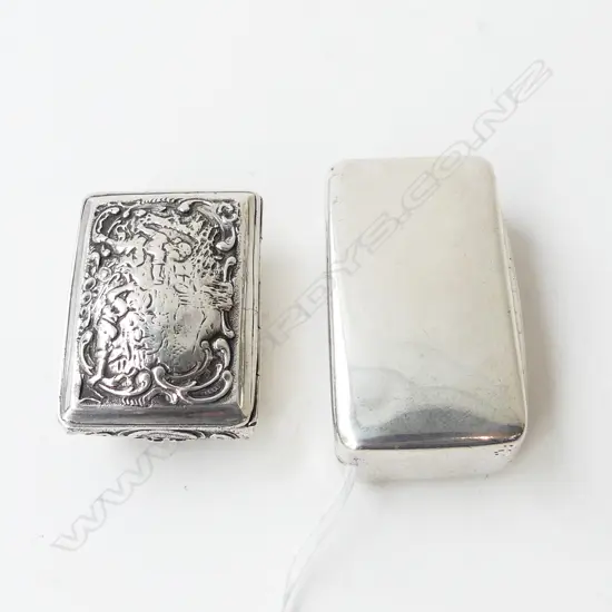 STG SILVER SNUFF BOX JOHN EDWARDS III; 1809, DUBLIN, 49grms. & 1902 LONDON STG SILVER SNUFF BOX 35grms..