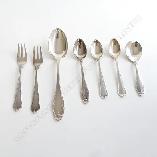 7 PCS DANISH SILVER CUTLERY DESSERT SPOON 2 TEASPOONS 2 JAM SPOONS & 2 CAKE FORKS165GMS