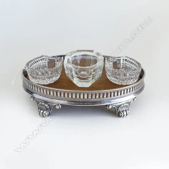 EP OVAL TRAY W.175mm + 3 CRYSTAL SALTS