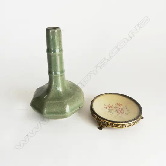 CELADON VASE ON STAND H.180mm