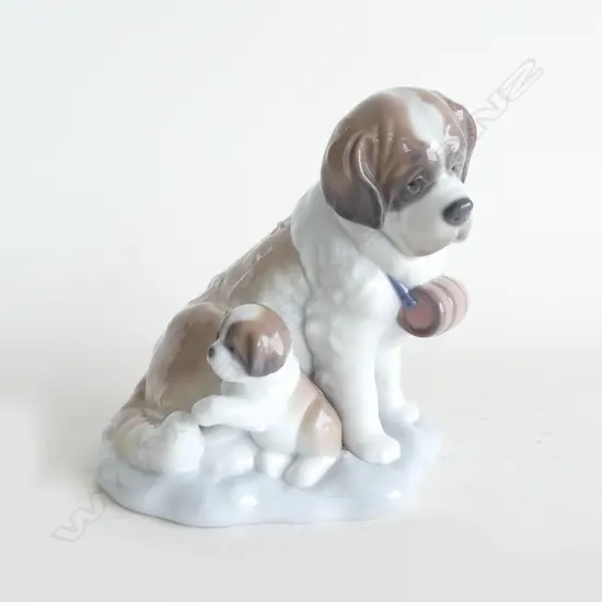 LLADRO #8170, ST BERNARD & PUP H.130mm