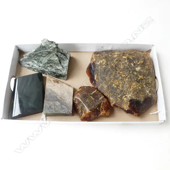 3 PCS NZ GREENSTONE & 2 KAURI GUM NUGGETS L140MM LARGEST