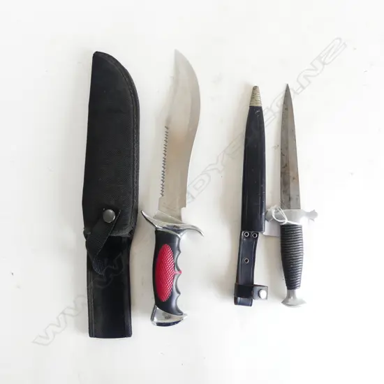 GERMAN STILETTO DAGGER w. ORIGINAL SHEATH, & OTHER BLADE; L.350mm