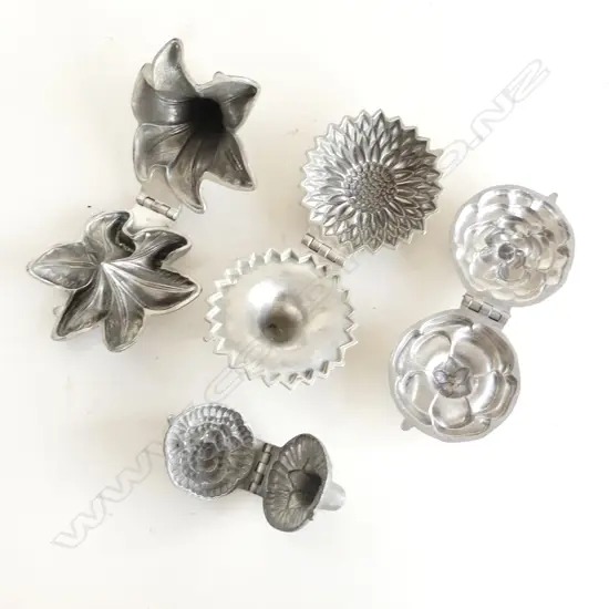 4 VINTAGE PEWTER ICE CREAM MOULDS; ROSE, SUNFLOWER, CARNATION & LILY