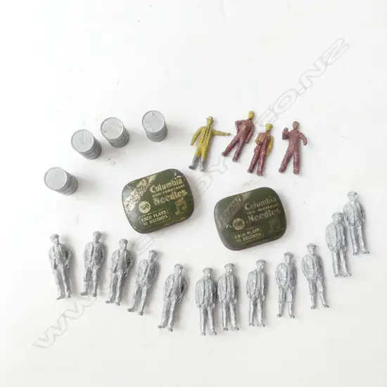 BAG OF LEAD TOY WORKING MEN FIGURES + BARRELS & 2 TINS GRAMAPHONE NEEDLES
