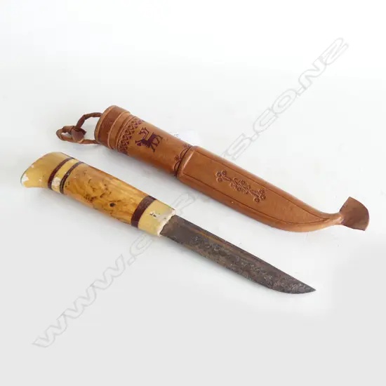 FINNISH LEATHER SHEATHED HUNTING KNIFE L260MM