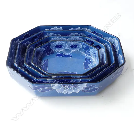 4 GRADUATING BURSLEM BLUE OCTAGONAL DISHES W.225mm