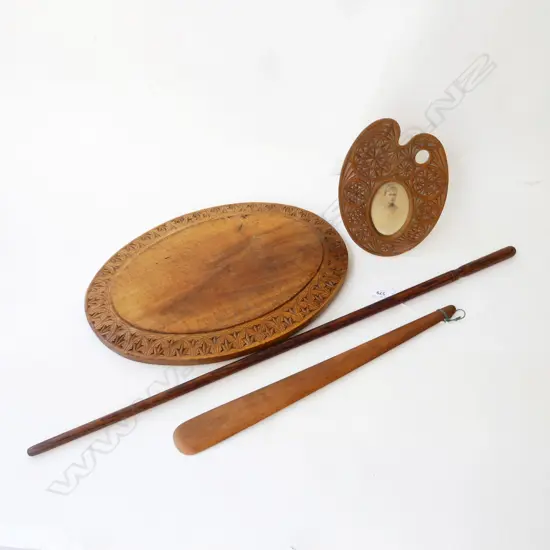 3 PCES CHIP CARVED INCL. PHOTO FRAME & OTHER (4)