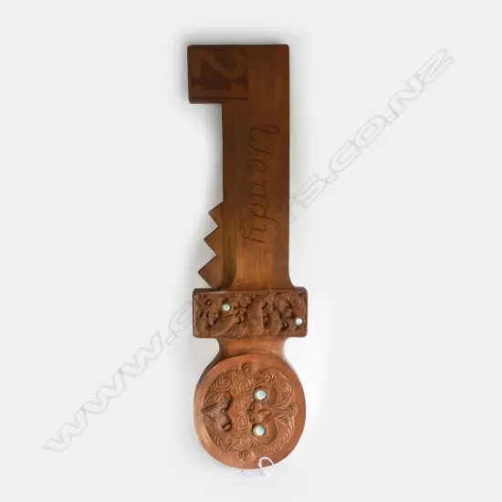 VINTAGE  CARVED MAORI KAURI 21ST KEY L820MM