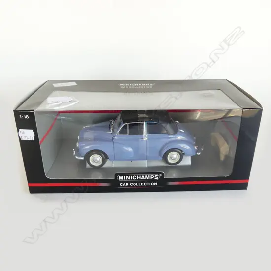 BOXED MINI CHAMPS 1:18 MORRIS MINOR CABRIOLET