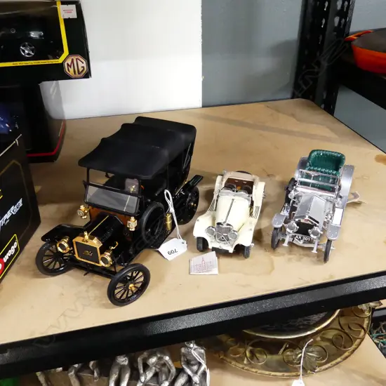 3 FRANKLIN MINT VINTAGE CAR MODELS; 1938 JAGUAR, 1907 SILVER GHOST, 1913 MODEL T L.210mm