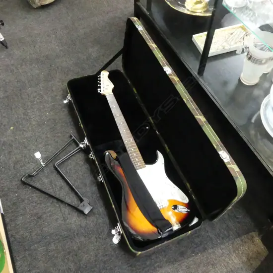  ARIA ELECTRIC GUITAR IN ROADCASE, LEADS & STAND