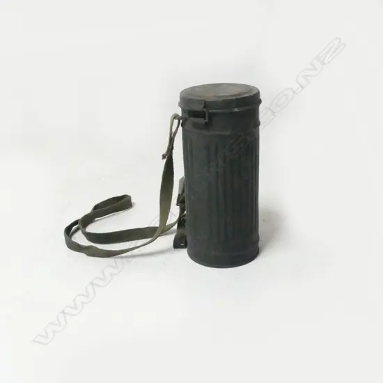 VINTAGE GAS MASK IN LIDDED GREEN CANNISTER military issue?