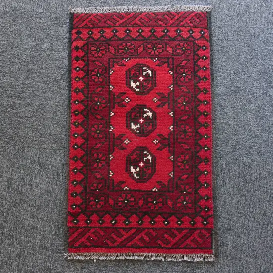 SM TURKMAN RUG, 900 x 500mm