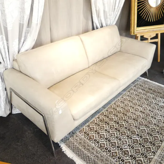 ITALIAN MADE LEATHER SOFA (MARKS TO ONE CUSHION) 2300 x 960 x 860mm