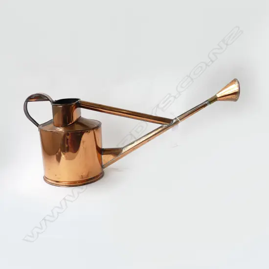 BRASS WATERING CAN L.690mm