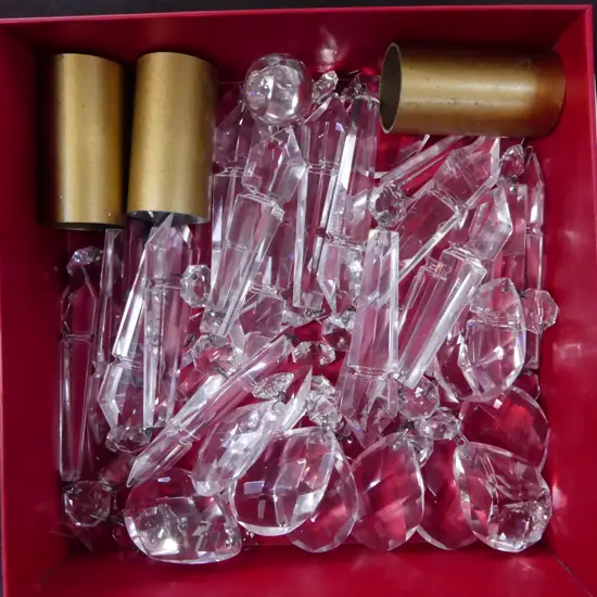 ASST. CHANDELIER CRYSTALS