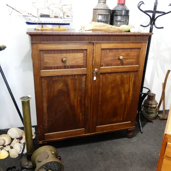 LG ANTIQUE MAHOGANY CABINET 1330x650x1410mm