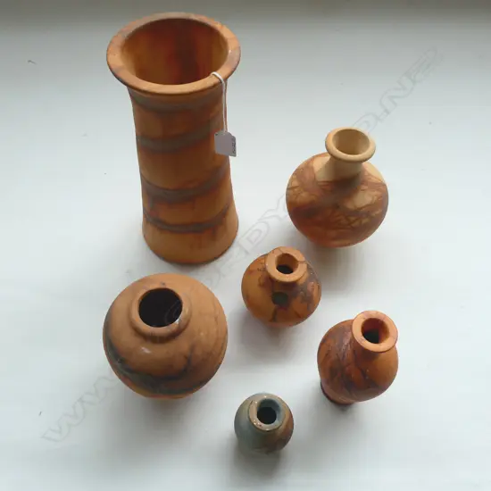 6 PCES OF POTTERY Incl. 1 w. VAN HELDEN GALLERY STICKER