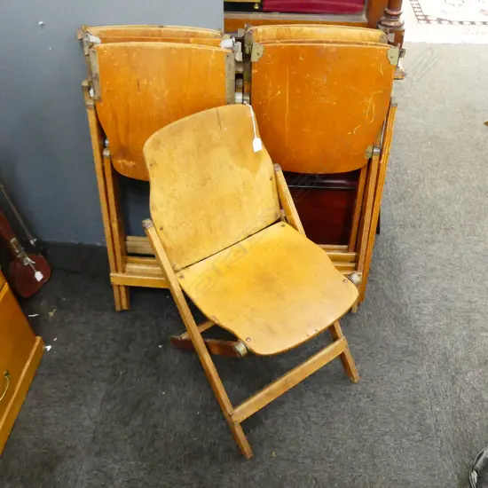 6 STORKLINE PLYWOOD FOLDING CHAIRS