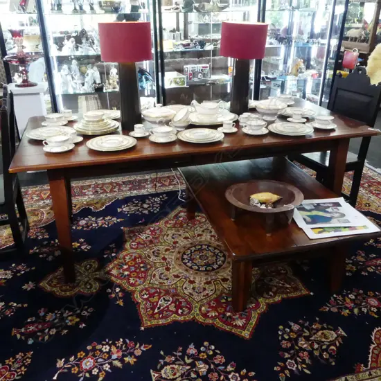 WOODEN DINING TABLE w. 2 DRAWS