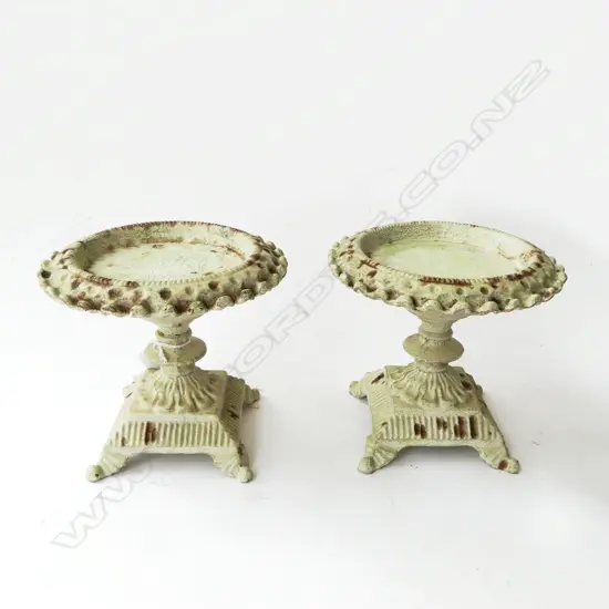   PR OF CAST IRON PLANT STANDS H.130mm