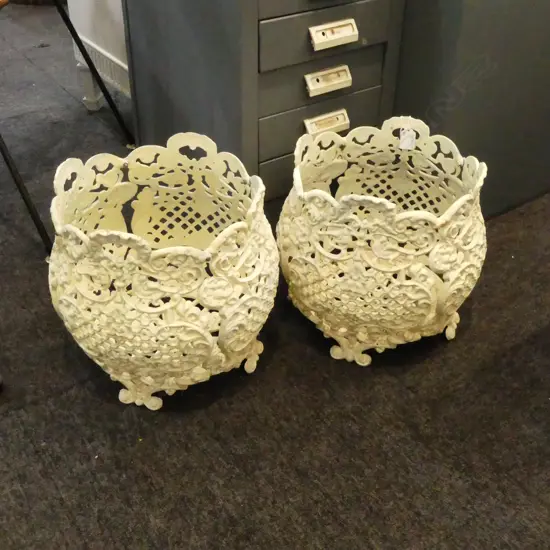 PR WHITE METAL PLANTERS H.300mm