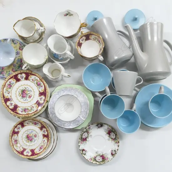 ASST. QUALITY CHINA INCL. POOLE, TRIOS INCL. SHELLEY ETC