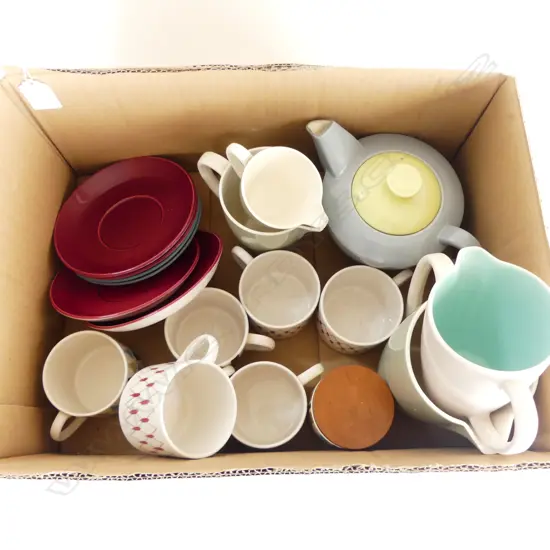 ASST. CROWN LYNN C/S, POOLE TEAPOT & 4 JUGS, ETC