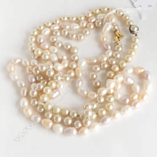 FRESH WATER PEARL NECKLACE w. 2 FAUX