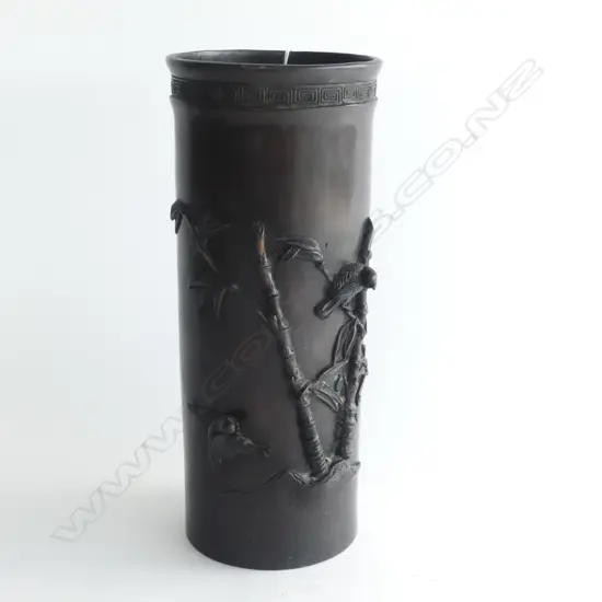 JAPANESE BRONZE VASE BIRD & FOLIAGE DECORATION H270MM