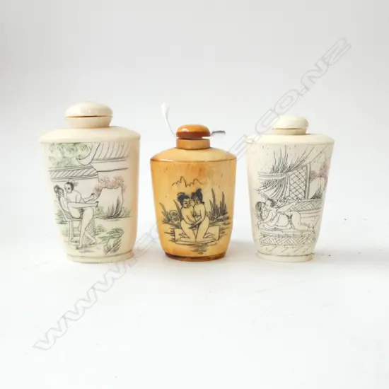 3 BONE EROTIC SNUFF BOTTLES