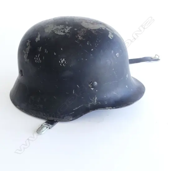 GERMAN WWII HELMET 
