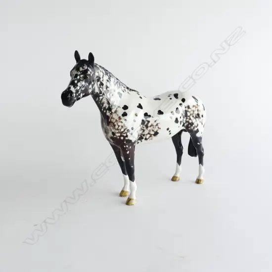 BESWICK SPOTTED HORSE H.205mm