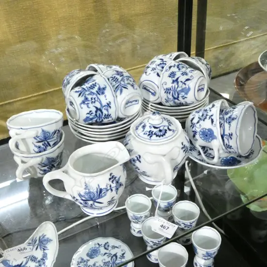 BLUE DANUBE 12 CUPS & 12 SAUCERS, SUGAR BOWL & MILK JUG EXCELLENT CONDITION