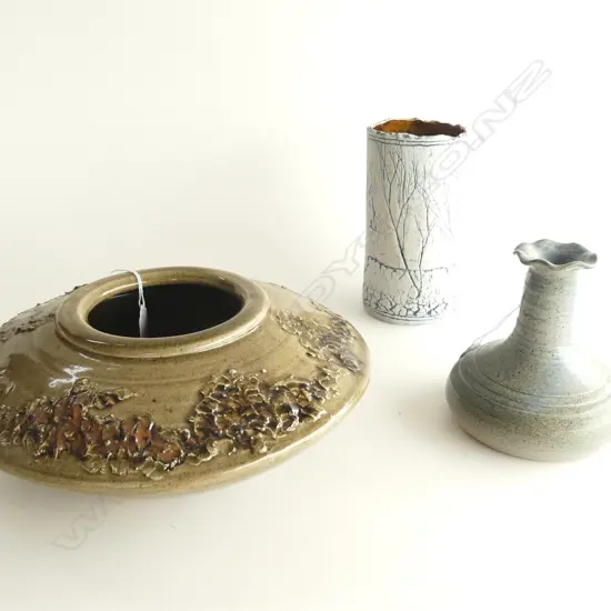 3 NZ STUDIO POTTERY VASES LARGEST DIA280MM