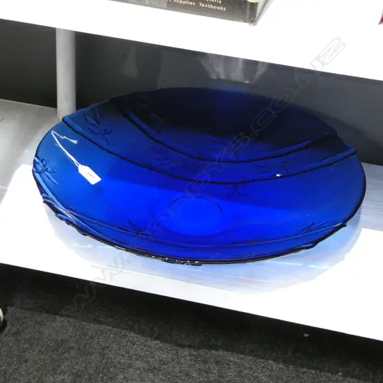 LG BLUE GLASS BOWL 490mm dia