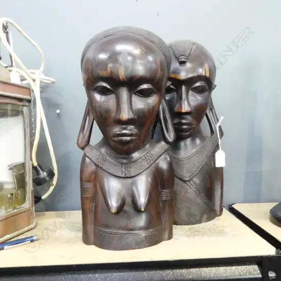 PR HEAVY CARVED WOODEN AFRICAN BUSTS H.390mm