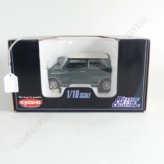 BOXED KYOSHO 1:18 MORRIS MINI COOPER