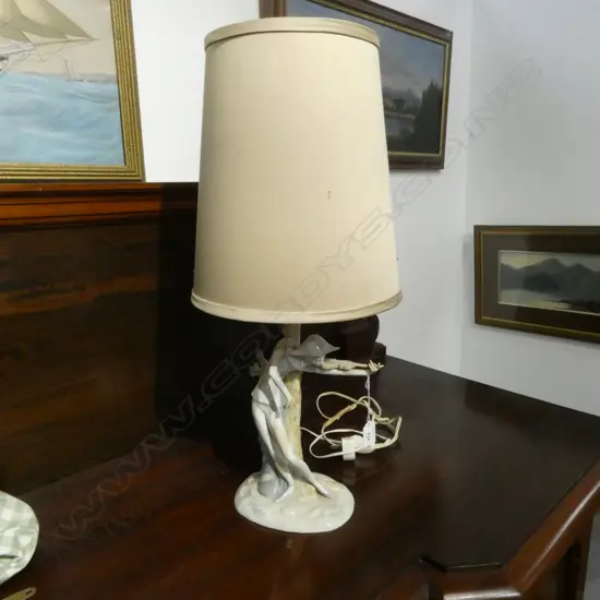 LLADRO? TABLE LAMP H.620mm 'MADE IN SPAIN' VIOLIN SCROLL ABSENT