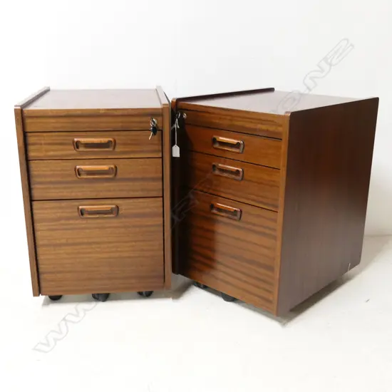 PR MAHOGANY WHEELED FILING CABINETS w. KEY 430x530x640mm