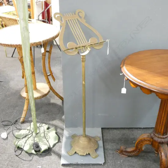 BRASS HARP MUSIC STAND H.950mm